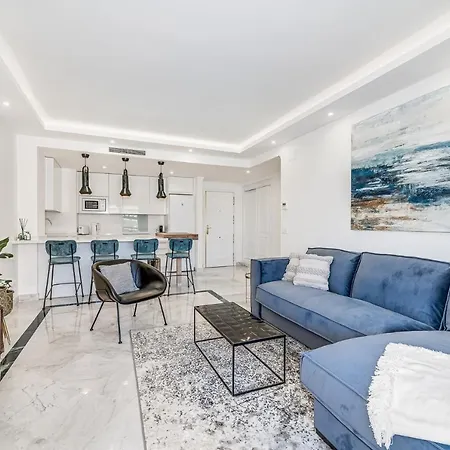 New And Modern Apartment In The Heart Of Puerto Banus Marbella Zewnętrze zdjęcie